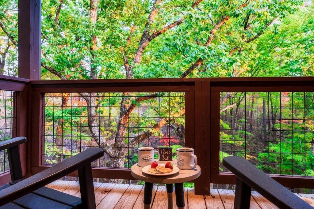 Nordic Mountain Modern Lodge - Family Friendly Luxury Cabin In Walden'S Ridge Sevierville Exterior foto